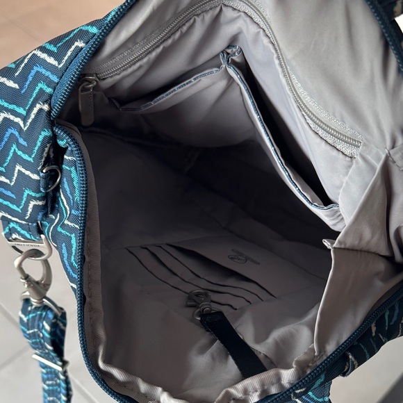 Travelon Stylish Blue Chevron Crossbody Bag